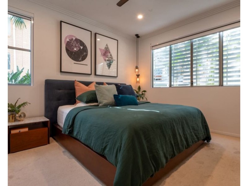 3/24 Tarcoola Crescent, Surfers Paradise QLD 4217