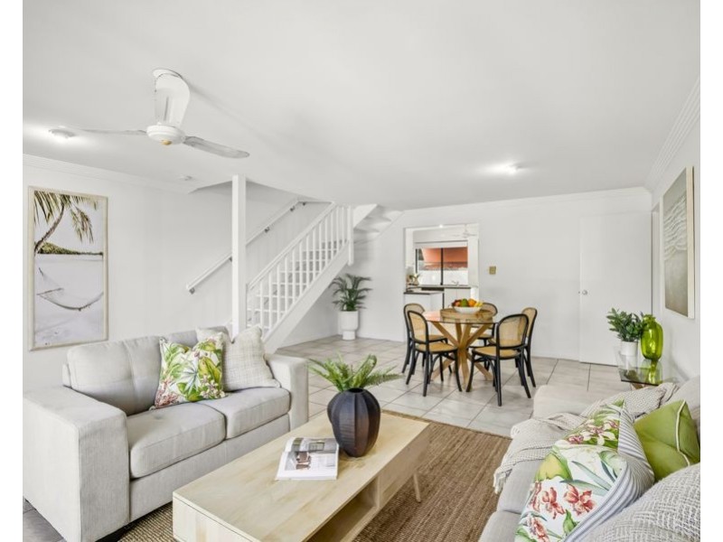 3/37 T E Peters Drive, Broadbeach Waters QLD 4218