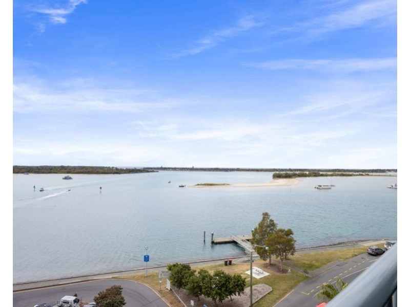 135/326 Marine Parade, Labrador QLD 4215