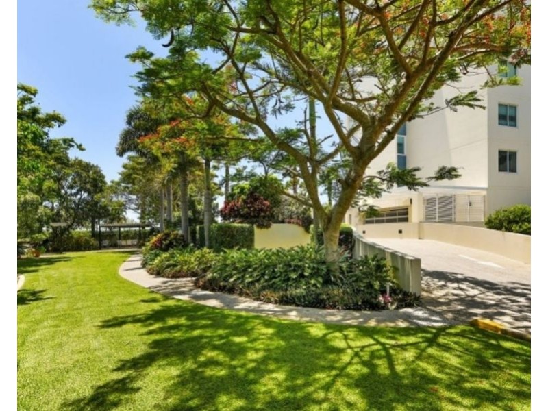 135/326 Marine Parade, Labrador QLD 4215