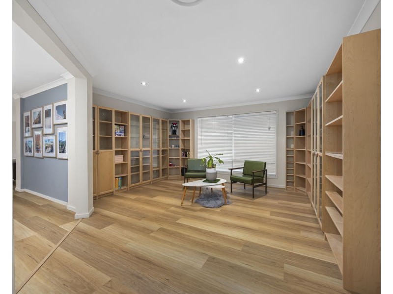 21 Banbrook Court, Molendinar QLD 4214
