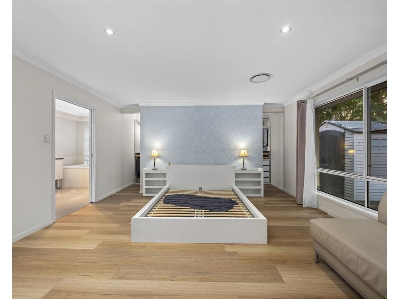 21 Banbrook Court, Molendinar QLD 4214