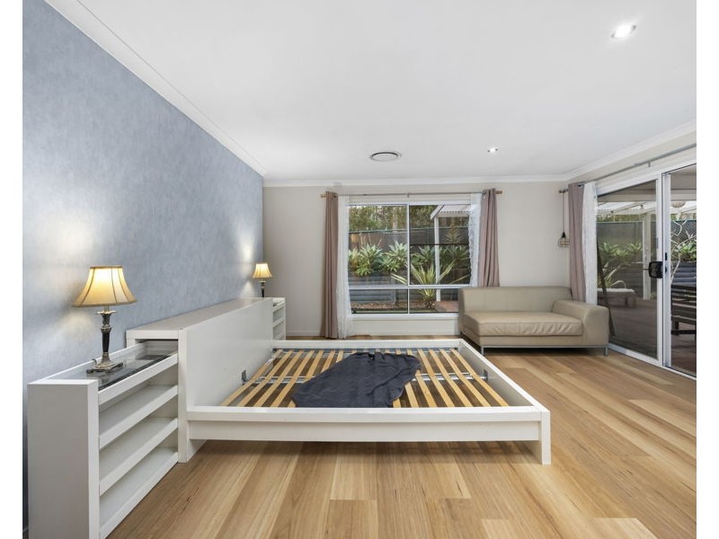 21 Banbrook Court, Molendinar QLD 4214