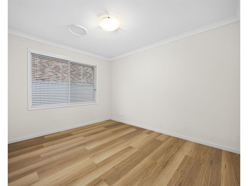 21 Banbrook Court, Molendinar QLD 4214
