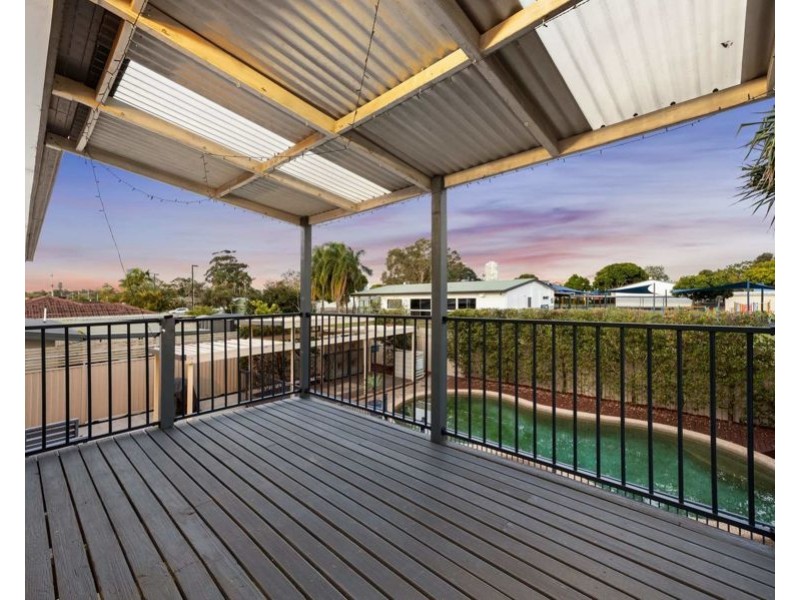 12 Okinya Street, Biggera Waters QLD 4216