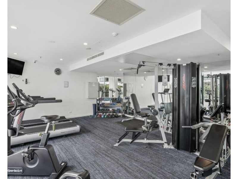 1307/33 T E Peters Drive, Broadbeach Waters QLD 4218
