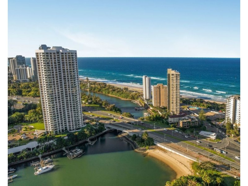 16/2 Admiralty Drive, Surfers Paradise QLD 4217
