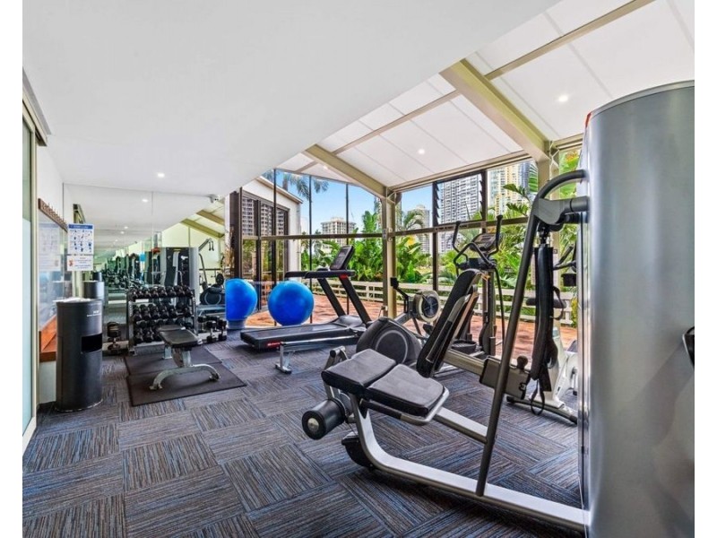 6/2 Admiralty Drive, Surfers Paradise QLD 4217