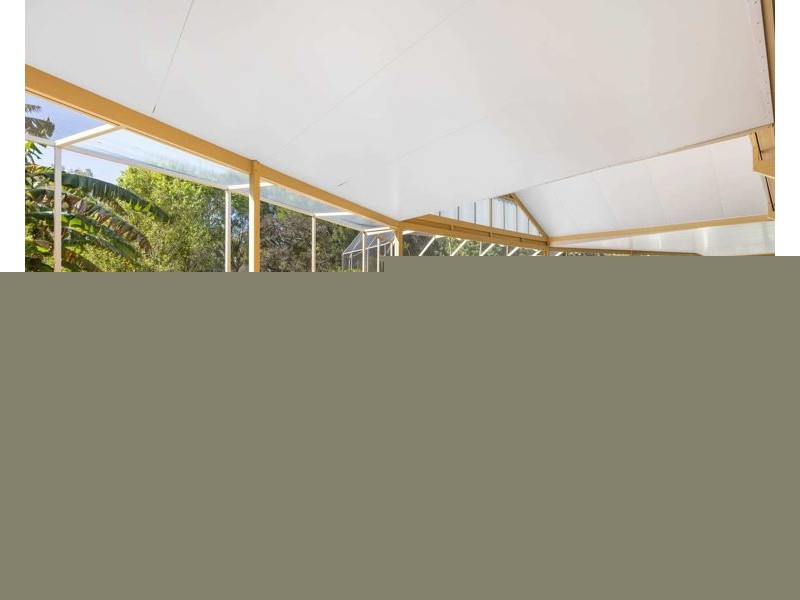 69 Marbella Drive, Benowa QLD 4217