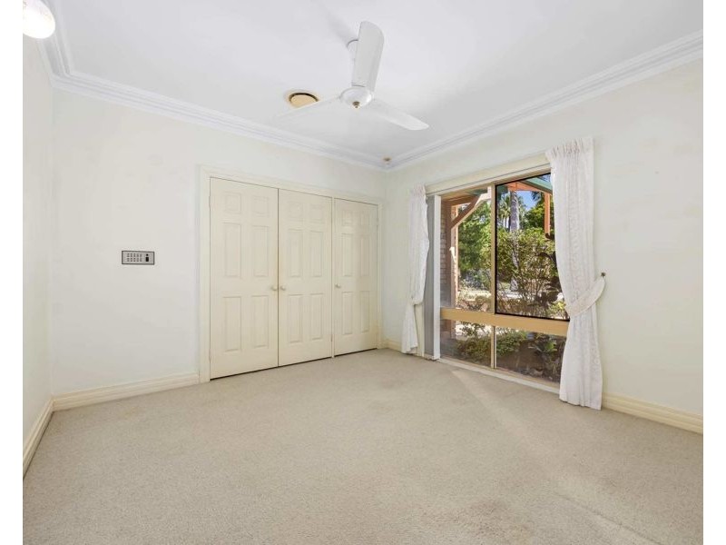 69 Marbella Drive, Benowa QLD 4217