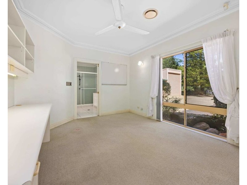 69 Marbella Drive, Benowa QLD 4217