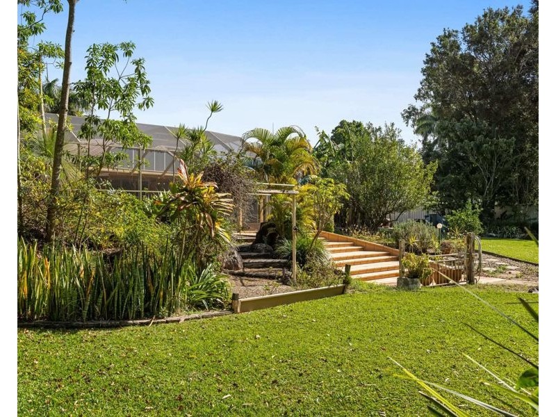 69 Marbella Drive, Benowa QLD 4217