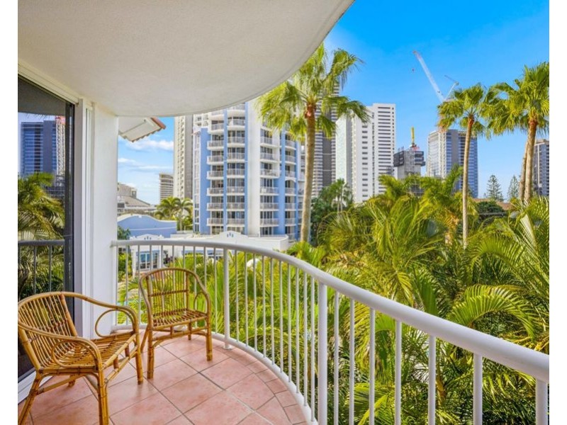 1032/2623-2633 Gold Coast Highway, Broadbeach QLD 4218