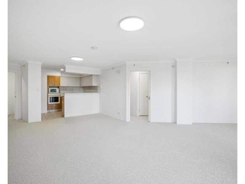 1032/2623-2633 Gold Coast Highway, Broadbeach QLD 4218