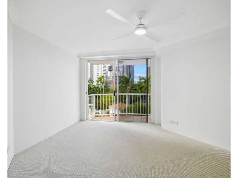 1032/2623-2633 Gold Coast Highway, Broadbeach QLD 4218
