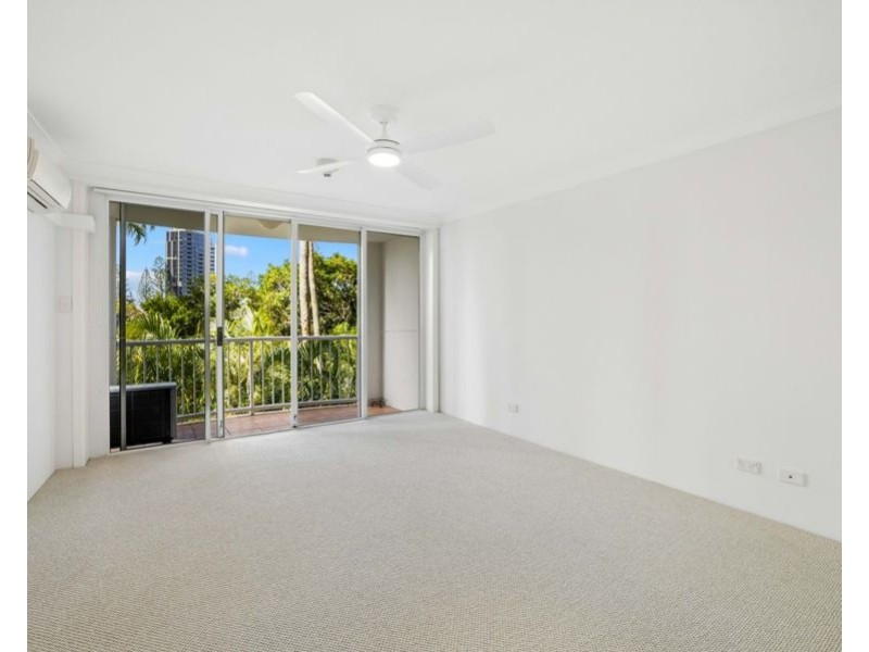 1032/2623-2633 Gold Coast Highway, Broadbeach QLD 4218