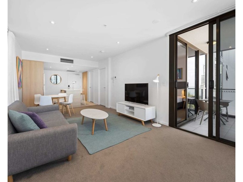 1706/2663 Gold Coast Highway, Broadbeach QLD 4218