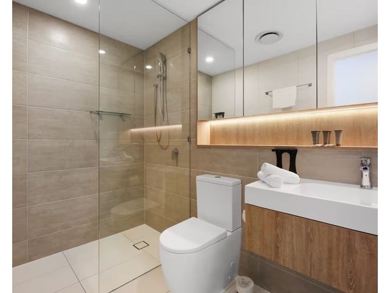 12202/5 The Darling Avenue, Broadbeach QLD 4218