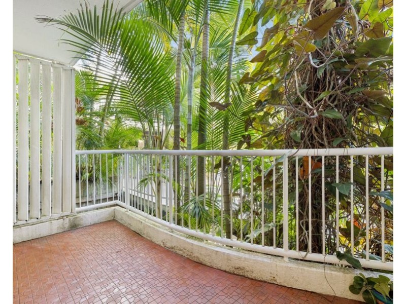 2/24 Hamilton Avenue, Surfers Paradise QLD 4217