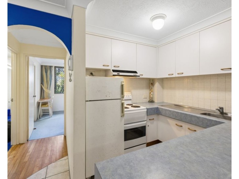 2/24 Hamilton Avenue, Surfers Paradise QLD 4217