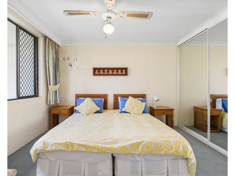 2/24 Hamilton Avenue, Surfers Paradise QLD 4217