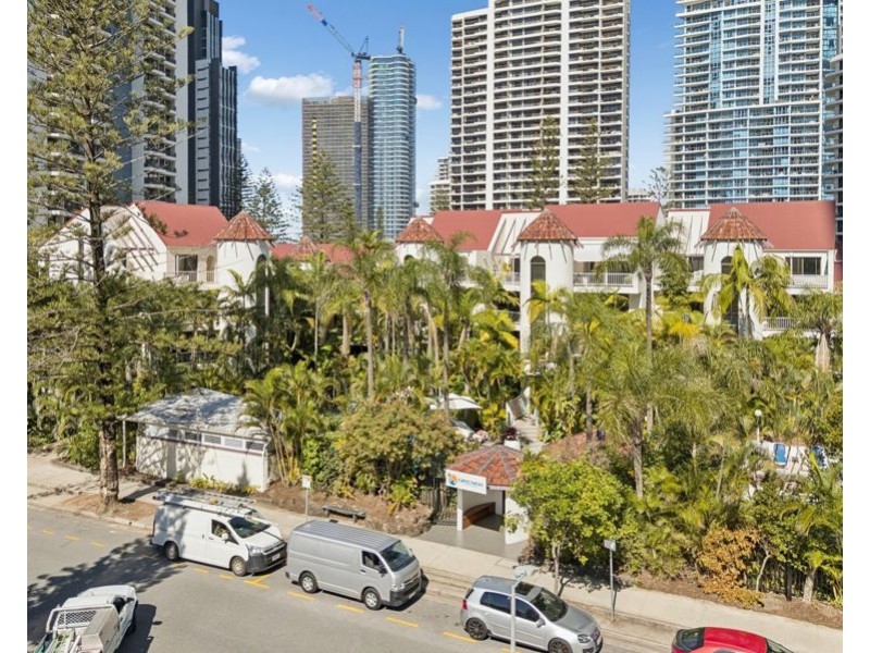 2/24 Hamilton Avenue, Surfers Paradise QLD 4217