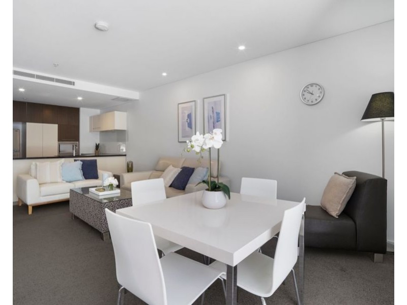 502/89 Surf Parade, Broadbeach QLD 4218