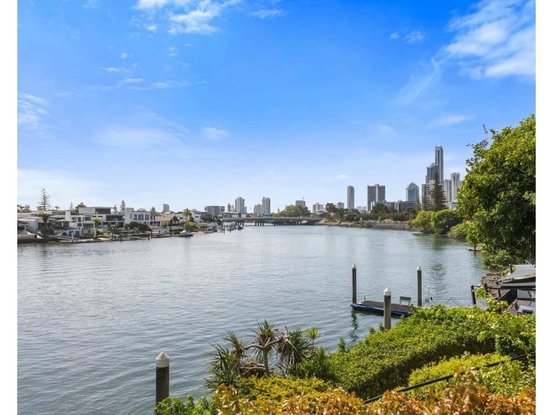 2/2916 Gold Coast Highway, Surfers Paradise QLD 4217