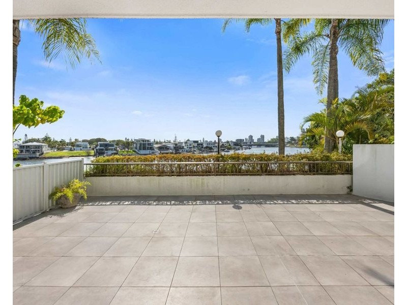 2/2916 Gold Coast Highway, Surfers Paradise QLD 4217