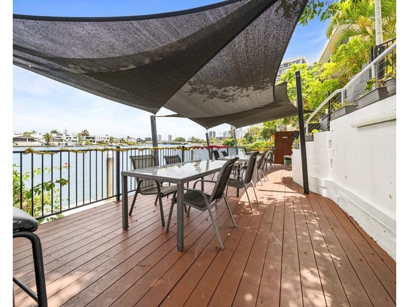 2/2916 Gold Coast Highway, Surfers Paradise QLD 4217