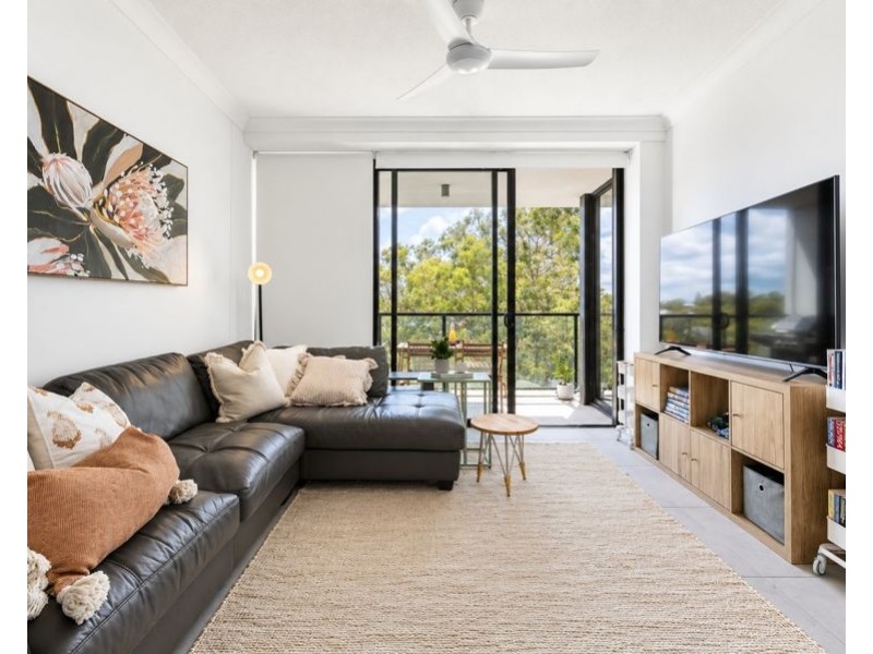 507/372-374 Marine Parade, Labrador QLD 4215