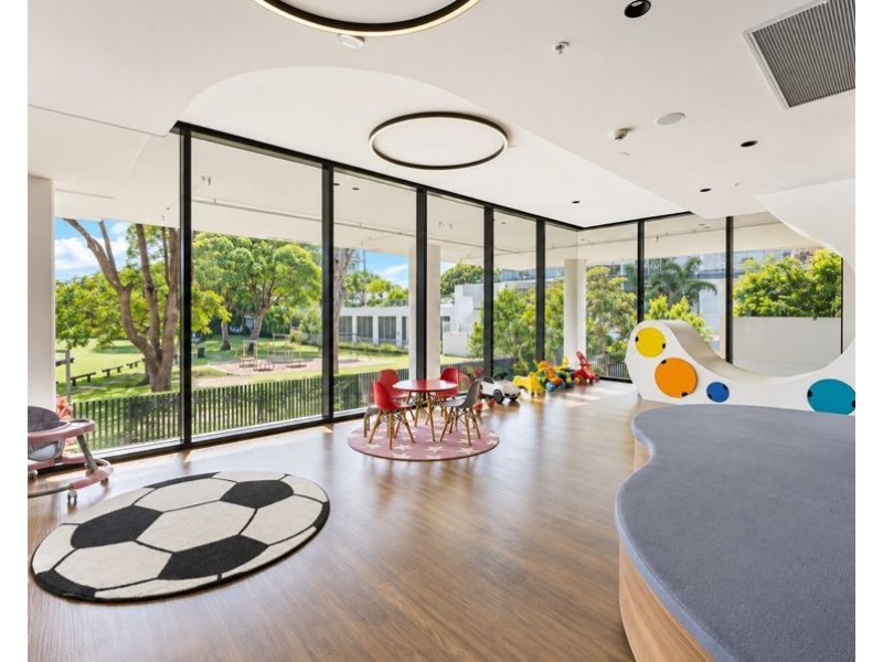 507/372-374 Marine Parade, Labrador QLD 4215