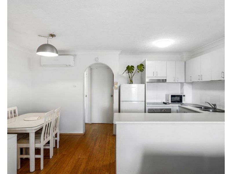 26/2753 Gold Coast Highway, Broadbeach QLD 4218