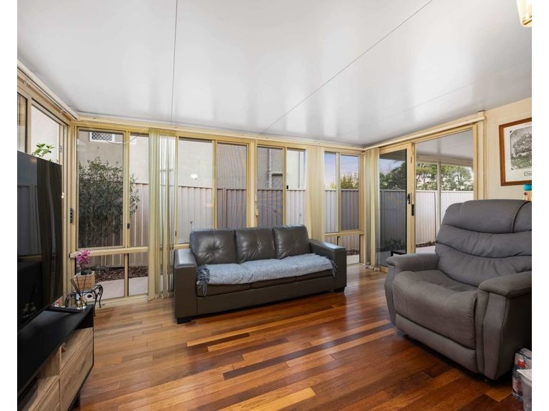 2 Greaves Court, Carrara QLD 4211