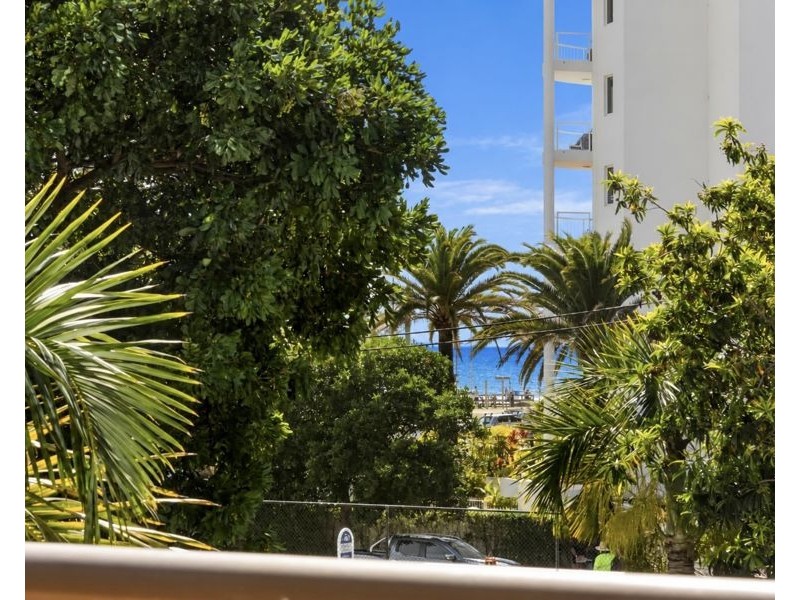 5/11 Britannia Avenue, Broadbeach QLD 4218