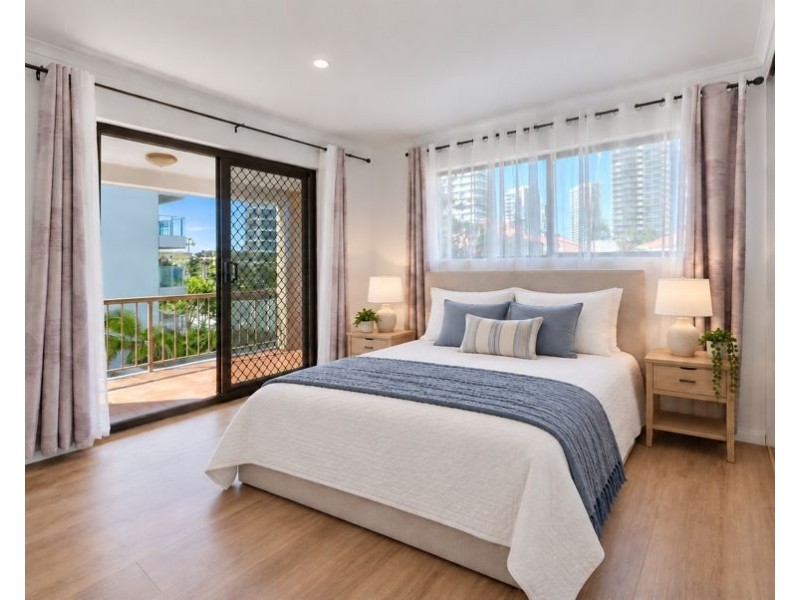 5/11 Britannia Avenue, Broadbeach QLD 4218