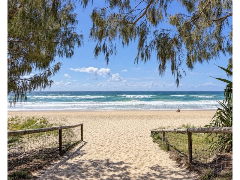 5/11 Britannia Avenue, Broadbeach QLD 4218