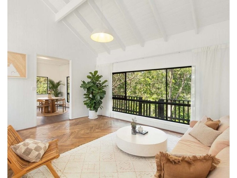17 Tanjenong Place, Burleigh Heads QLD 4220