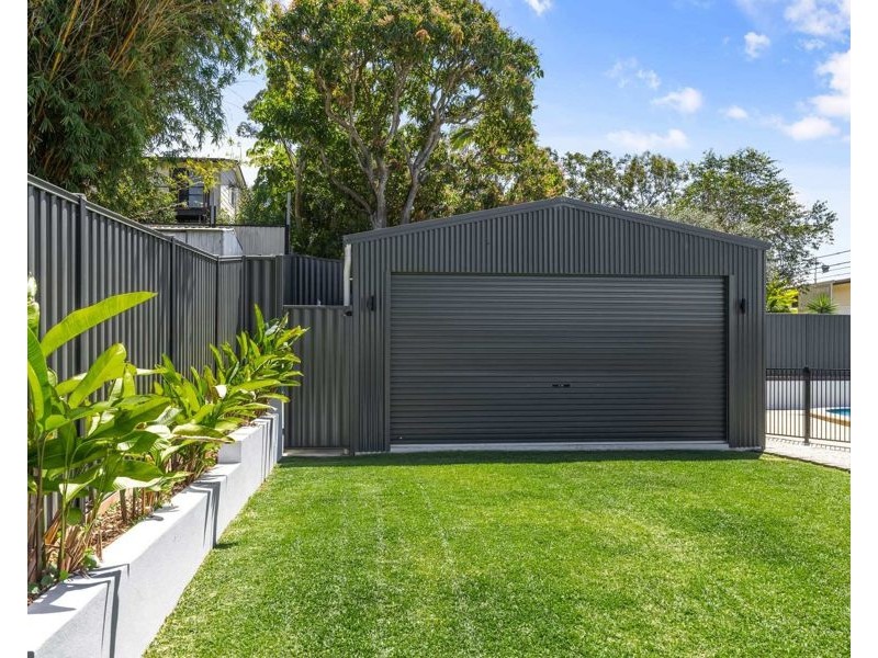 42 Forrest Avenue, Molendinar QLD 4214