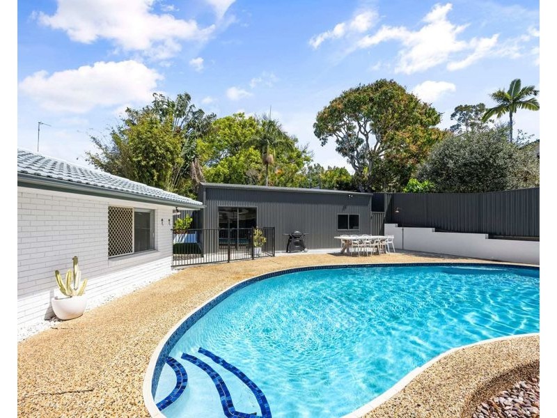 42 Forrest Avenue, Molendinar QLD 4214