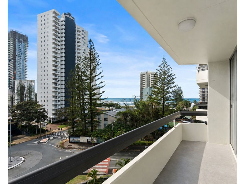 18/3 Old Burleigh Road, Surfers Paradise QLD 4217