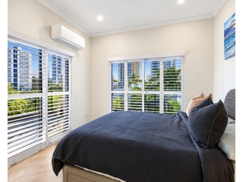 13/10-16 Tarcoola Crescent, Surfers Paradise QLD 4217