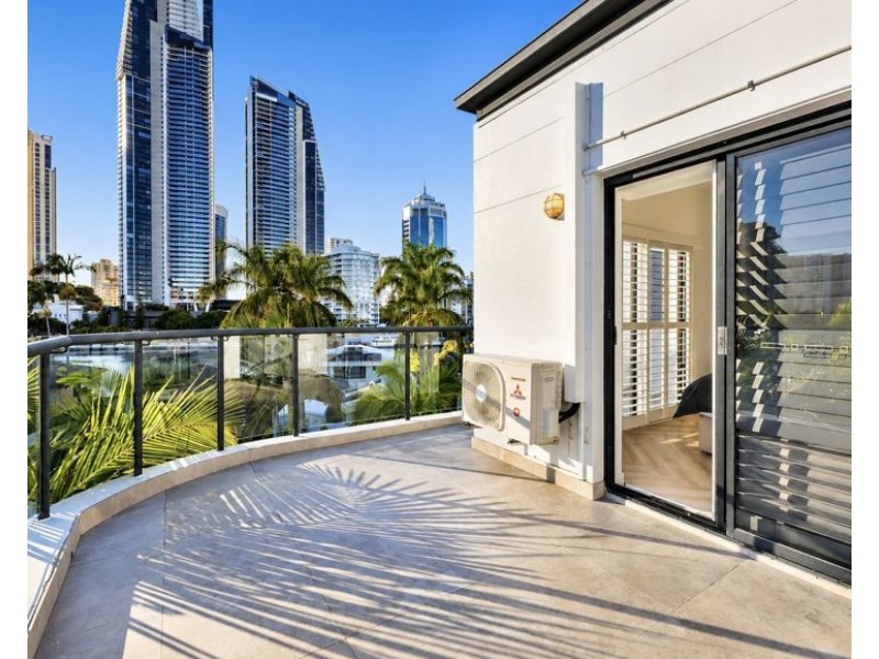 13/10-16 Tarcoola Crescent, Surfers Paradise QLD 4217