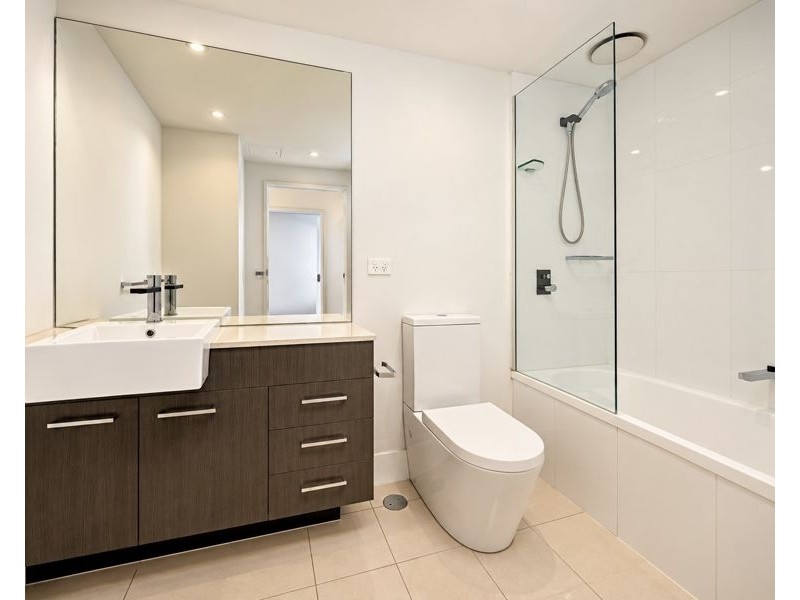 1811/25 East Quay Drive, Biggera Waters QLD 4216