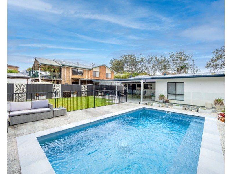14 Darling Crescent, Molendinar QLD 4214