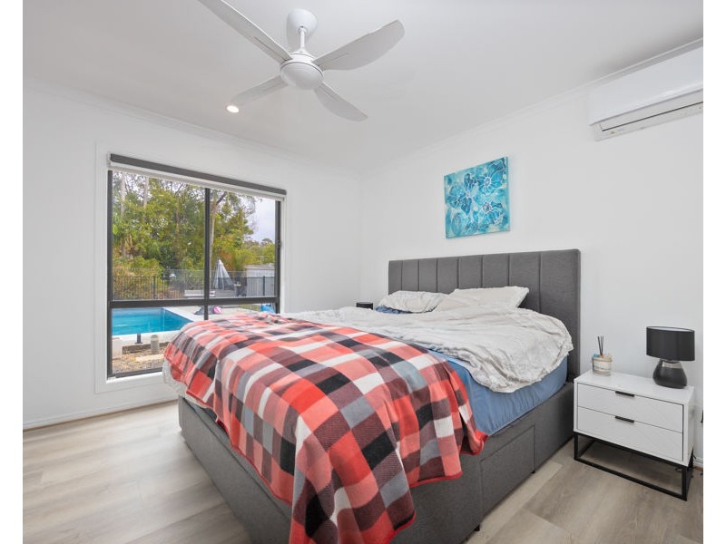 14 Darling Crescent, Molendinar QLD 4214