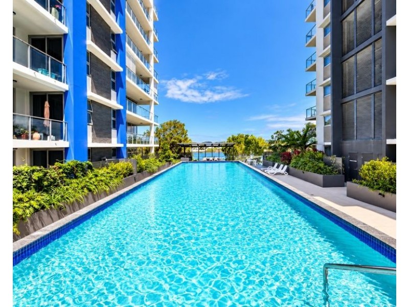 332/33 Lakefront Crescent, Varsity Lakes QLD 4227