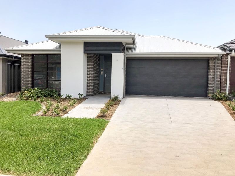 21 Hodgson Street, Oran Park NSW 2570