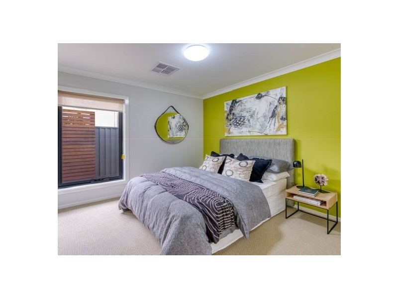 12 Myer Way, Oran Park NSW 2570