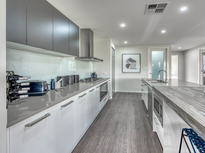 14 Myer Way, Oran Park NSW 2570